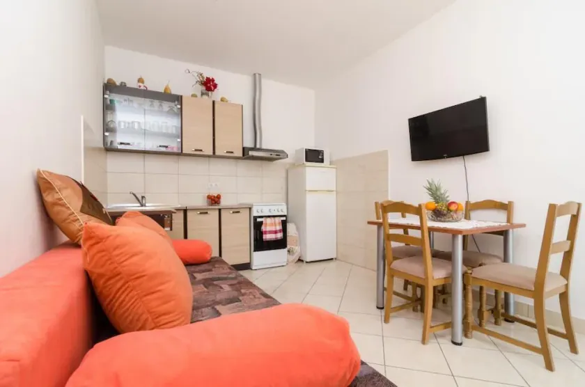 Apartments Mamma Mia - Comfort One Bedroom Apartment with Terrace - Image 1