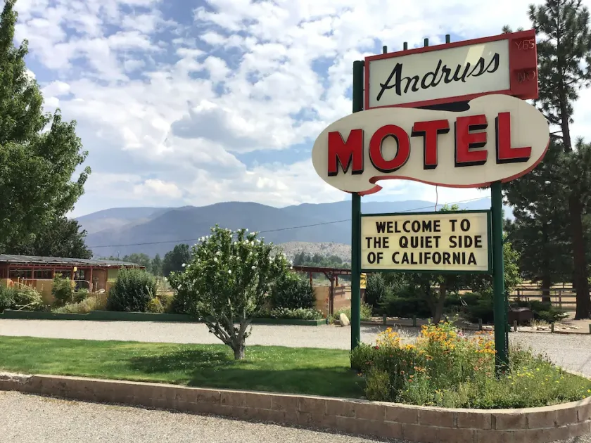Andruss Motel - Image 1
