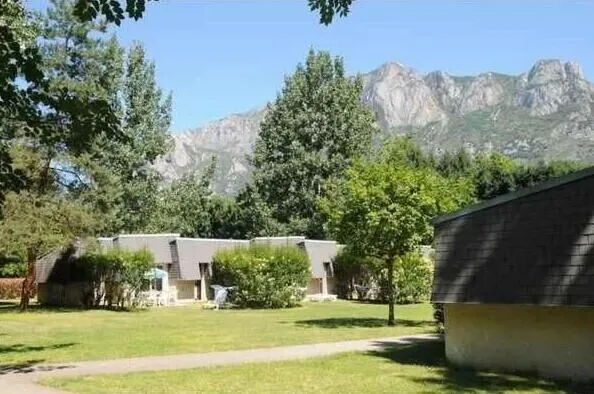 Chalets et Gites du Quié - Image 1