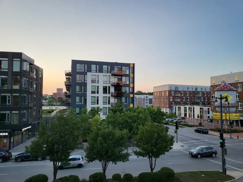 Downtown Eastside gem near Fiserv Forum Water St Brady St - Image 1