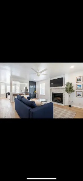 Spacious 2 Bedroom East Riverside Home with Garage and Yard - Image 1
