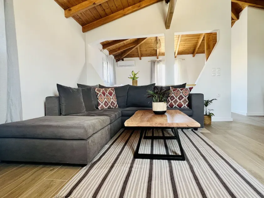 Casa Vista - Image 1