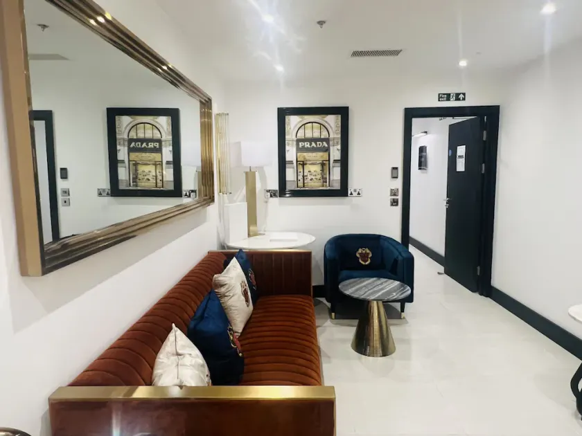 Hatton Garden Hotel - Image 1