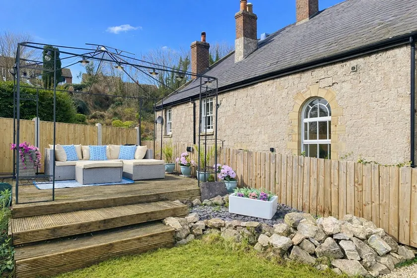 Waterfall Cottage - Image 1