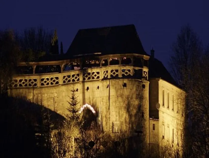 Vacation home at Theisenort Castle. Living in the orangery. - Image 1