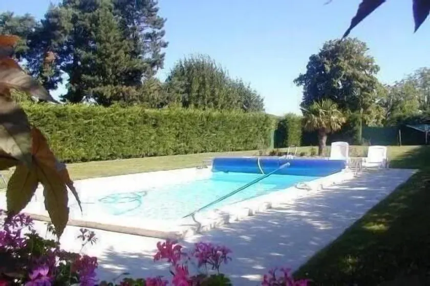 Sommerhus med privat pool i Savigné - Image 1