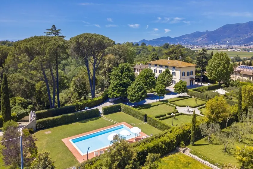 Tenuta Santa Colomba - Happy Rentals - Image 1