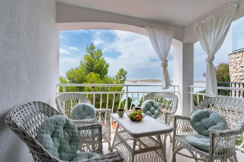 Apartment Zdravko sea View - Image 1