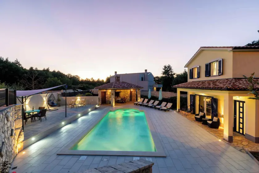 Casa de férias com piscina exterior e possibilidade de churrasco - Image 1