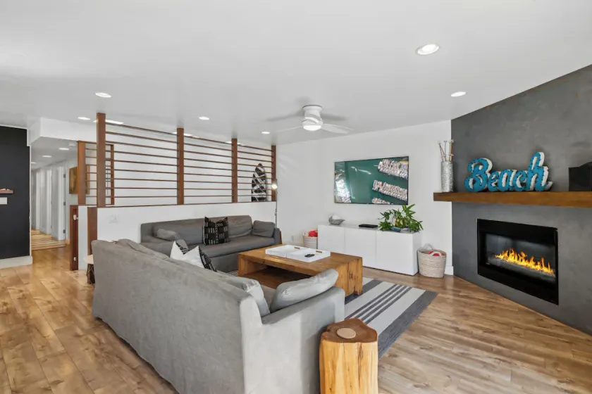 6 Schlafzimmer / 4 Bäder, Fahrräder, Klimaanlage, Strandausrüstung, voll ausgestattet! Total umgestalten! - Image 1