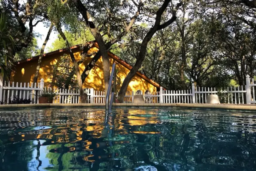 PRIVATE, RELAXING , AND A UNIQUE HOME EXPERIENCE - Image 1
