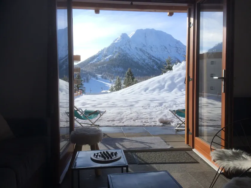 Appartamento rivolto a sud, nuovo di prestigio, 68 m², 6/8 posti letto - terraza - Image 1