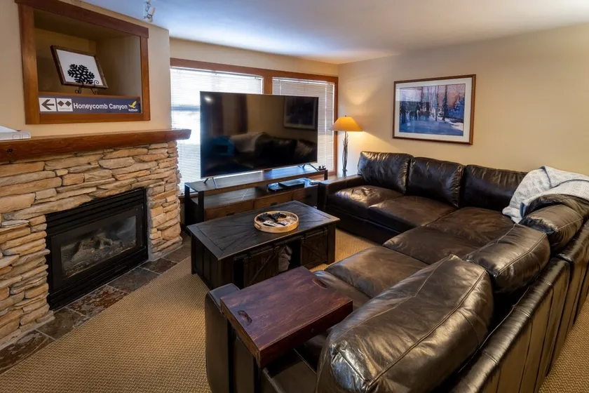 3205 - Two Bedroom Standard Powderhorn Lodge condo - Image 1