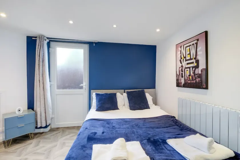 Kings House Apartment Hayes, West London Apt A - Image 1