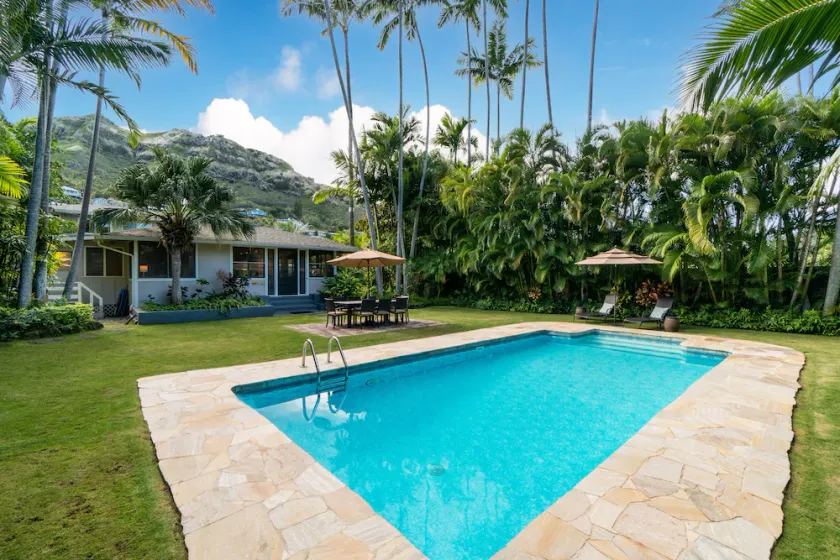 Mokulua Aina ~ 3 bd ~ Lanikai Hawaiian Retreat mit Pool ~ Schritte zum White Sand Beach - Image 1
