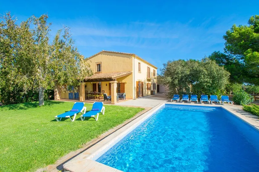 VISTALEGRE Finca for 7 en Cala Mandia - Image 1