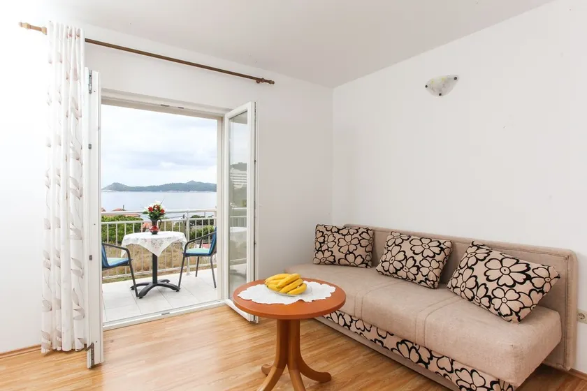 Appartement d'une chambre avec le balcon et la vue sur le mer Lopud, Elafiti (A-12910-c) - Image 1