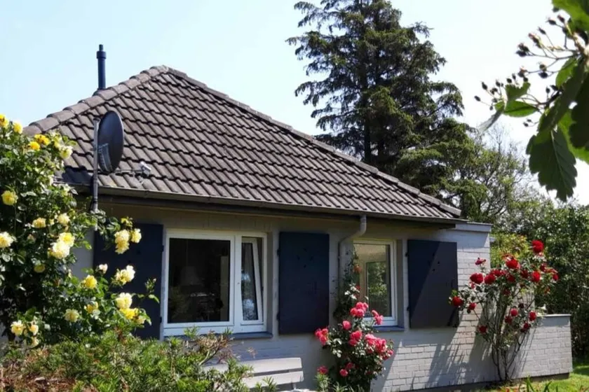 Feer Strunhüs Deelswai 49 - Image 1