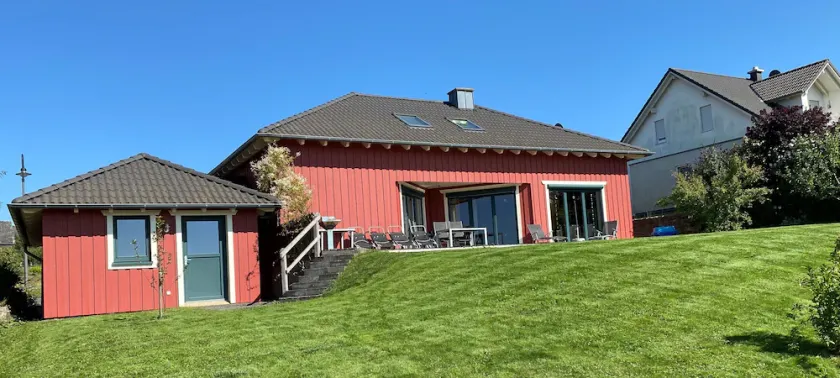 Cozy country house \"Roter Milan\" with fantastic views - Image 1