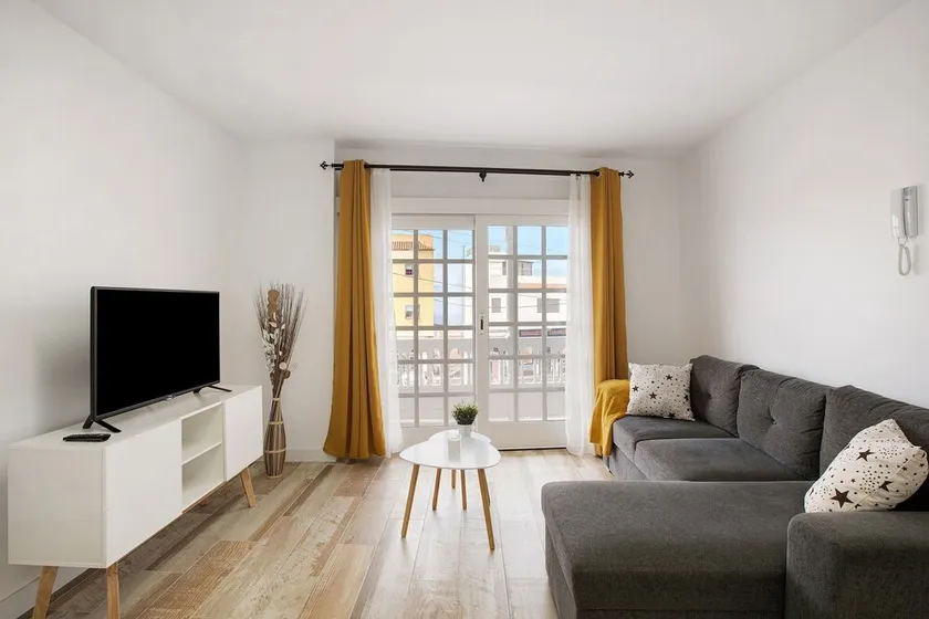 Ferienhaus \"La Carpinteria\" mit privater Terrasse, Balkon und WLAN - Image 1