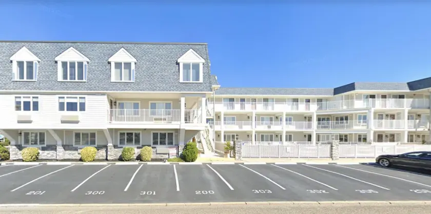 Beautiful Beach Block, one bedroom condo in the highly sought after Merrimac Condominiums sleeps 4. - Image 1