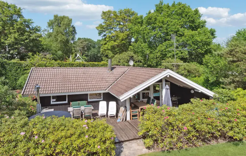 Fantastisk 4 værelses bolig i Hornbæk - Image 1