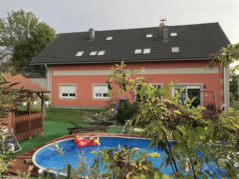 Bezauberndes Feriendoppelhaus, optimal für Familien mit Kindern und Haustieren - Image 1