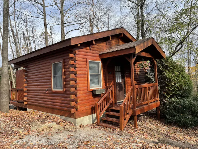 Country Charm Cabin  - Image 1