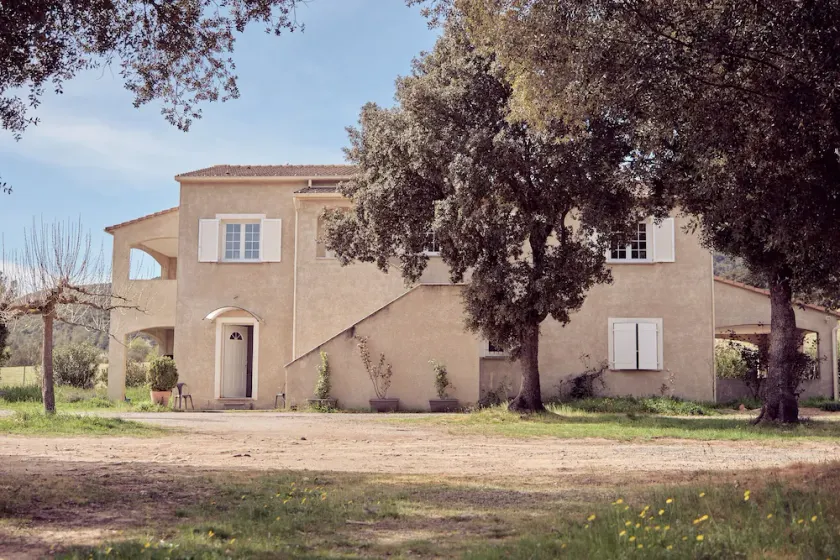 Renting on a farm - Image 1