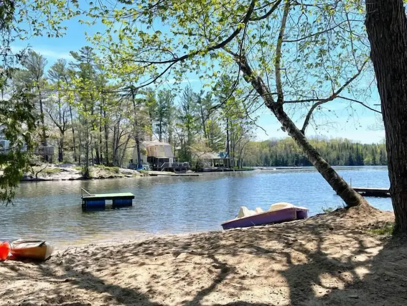 The Canadiana - Rustic Beachfront Cottage - Image 1