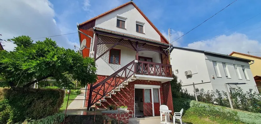 Holiday apartment only 300 m from the spa and thermal bath - Image 1