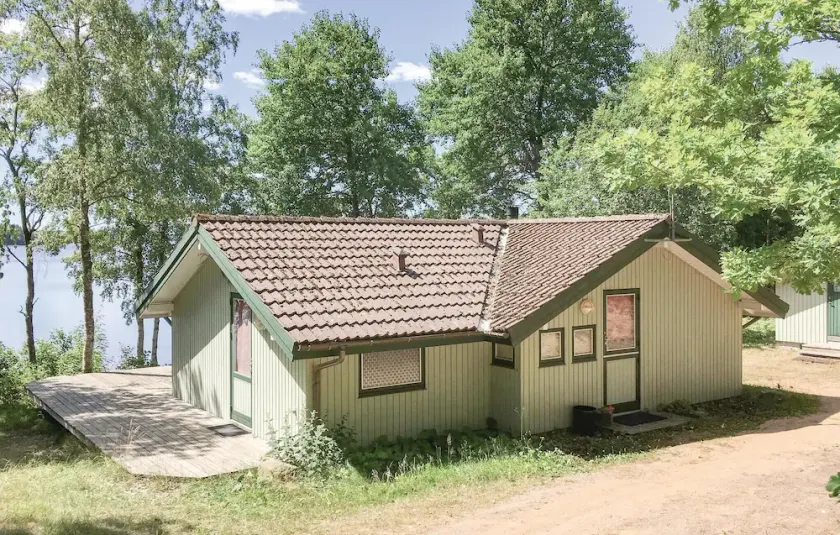 Stunning Home In Lidhult With Lake View - Image 1