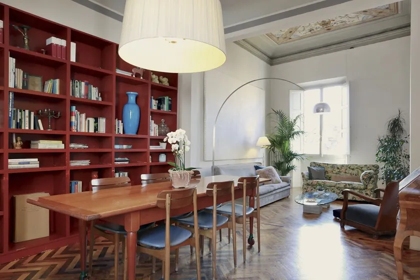Great bright apartment in Florence, perfect for a family or a group! - Image 1
