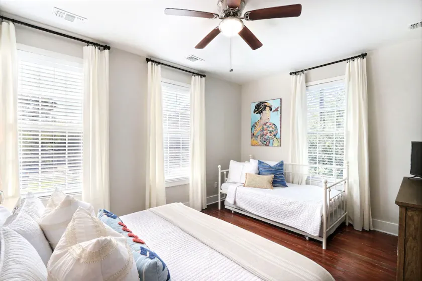 Gallery Stays - Spartina - Image 1