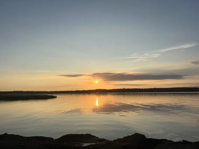 Walk to the Beach! Two bedroom cottage in Swifts Beach community. - Image 1