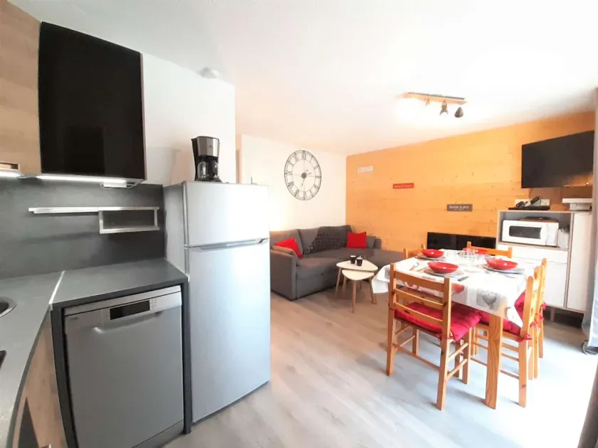 Apartamento T3 con balcón, wifi y parking - Vignec - Image 1