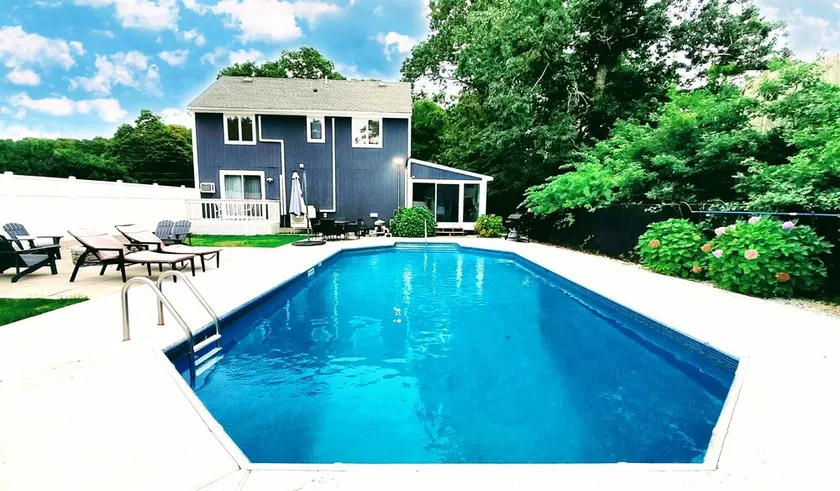 Cozy Cape Cod House - Stroll or Bike the Canal - Image 1