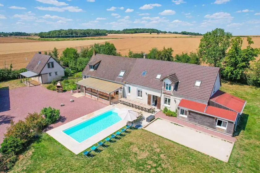 Crazy Villa Le Tertre 28 - Heated pool - Basket - 2h Paris - 44p - Image 1