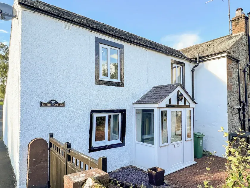 A cosy character 18th century cottage with enclosed garden close to Ullswater. - Image 1
