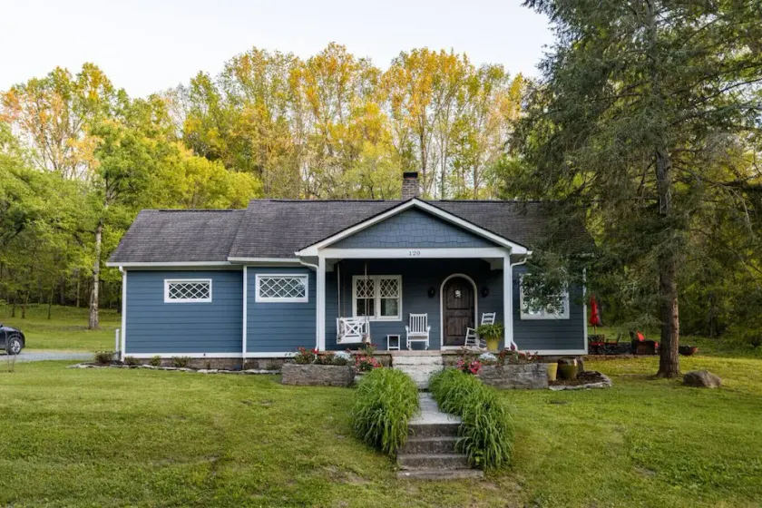 Tennessee Getaway (Jack Daniel’s, Nearest Green) - Image 1