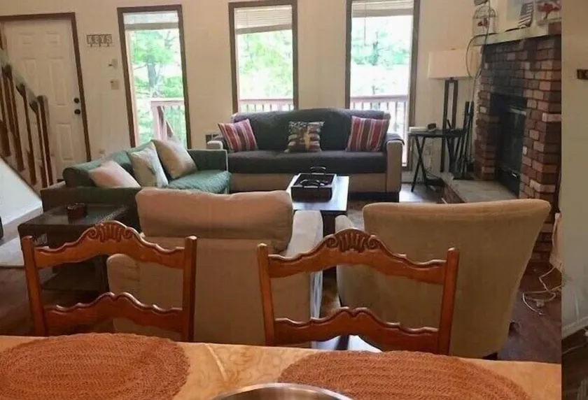 Cozy house 15 mins to Shawnee Ski Mountain. - Image 1