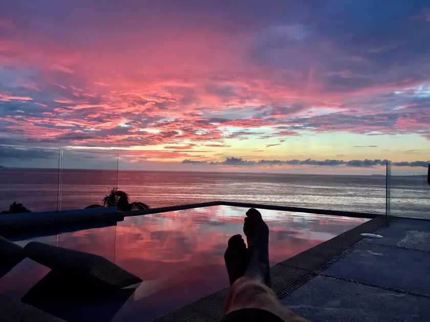 Beachfront steps from Romantic Zone: Casa Cuatro Abrazos (Entire House) - Image 1