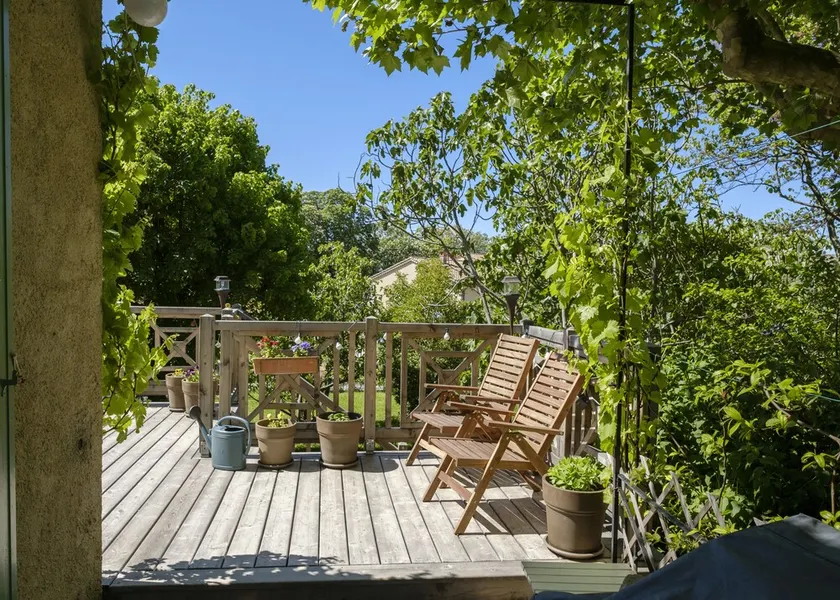 Grande maison provençale, nord du Lubéron, sur 1500 m2 de terrain - Image 1