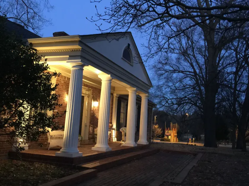 Historiska grannskap.  Home Overlook Overton Park.  Lyxiga boende. - Image 1
