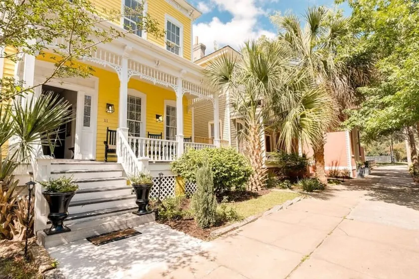 Renovated Historic Home by Forsyth Park - 3BR w/ Ensuite Baths + Porches - Image 1