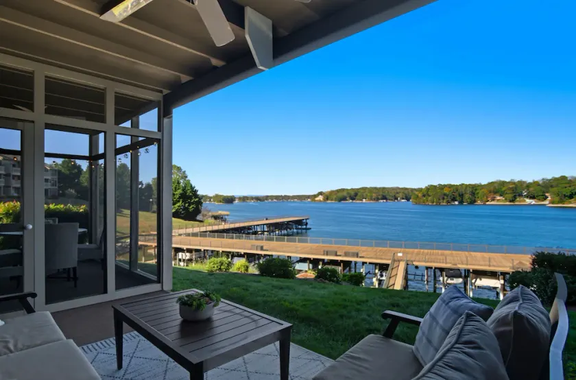 Smith Mountain Lake Condo with Main Channel Views - Image 1