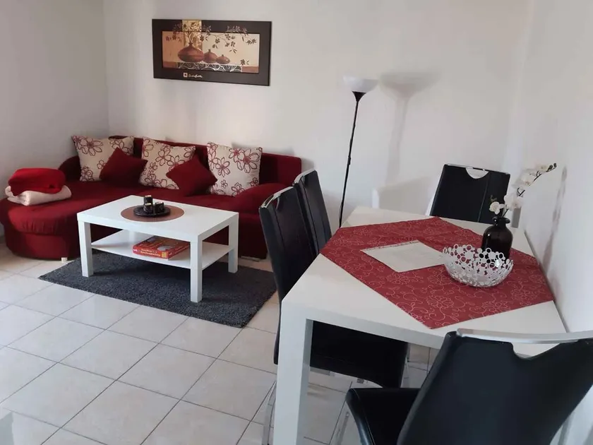 Holiday home with barbecue terrace, at the Granitz - Image 1