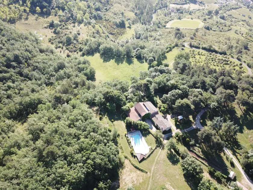 THE COTTAGE OF RURAL Bergnes, in the shade of large pine trees with pool - Image 1