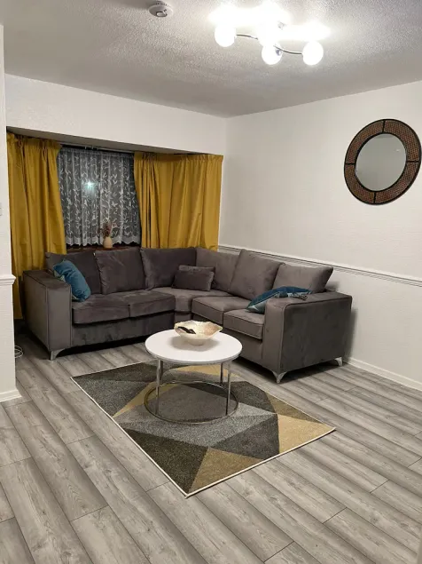 Morden Peace Luxury - Service Accommodation - Image 1