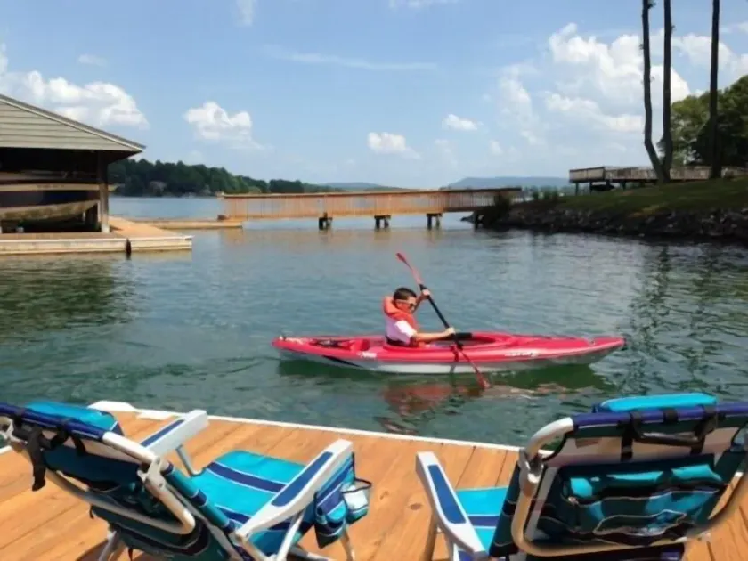 Exceptional townhome with Wifi, 2 kayaks, and amazing sunrises. - Image 1